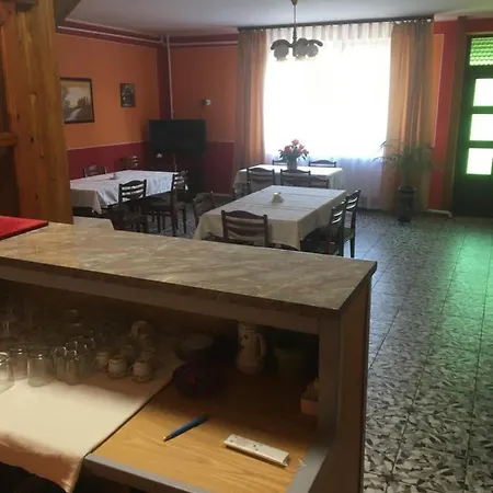 Buekk Vendeghaz Pensjonat 3*